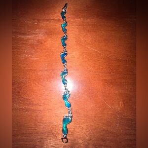 Silver tone Abalone footprint Bracelet, 7 1/2”, NEW